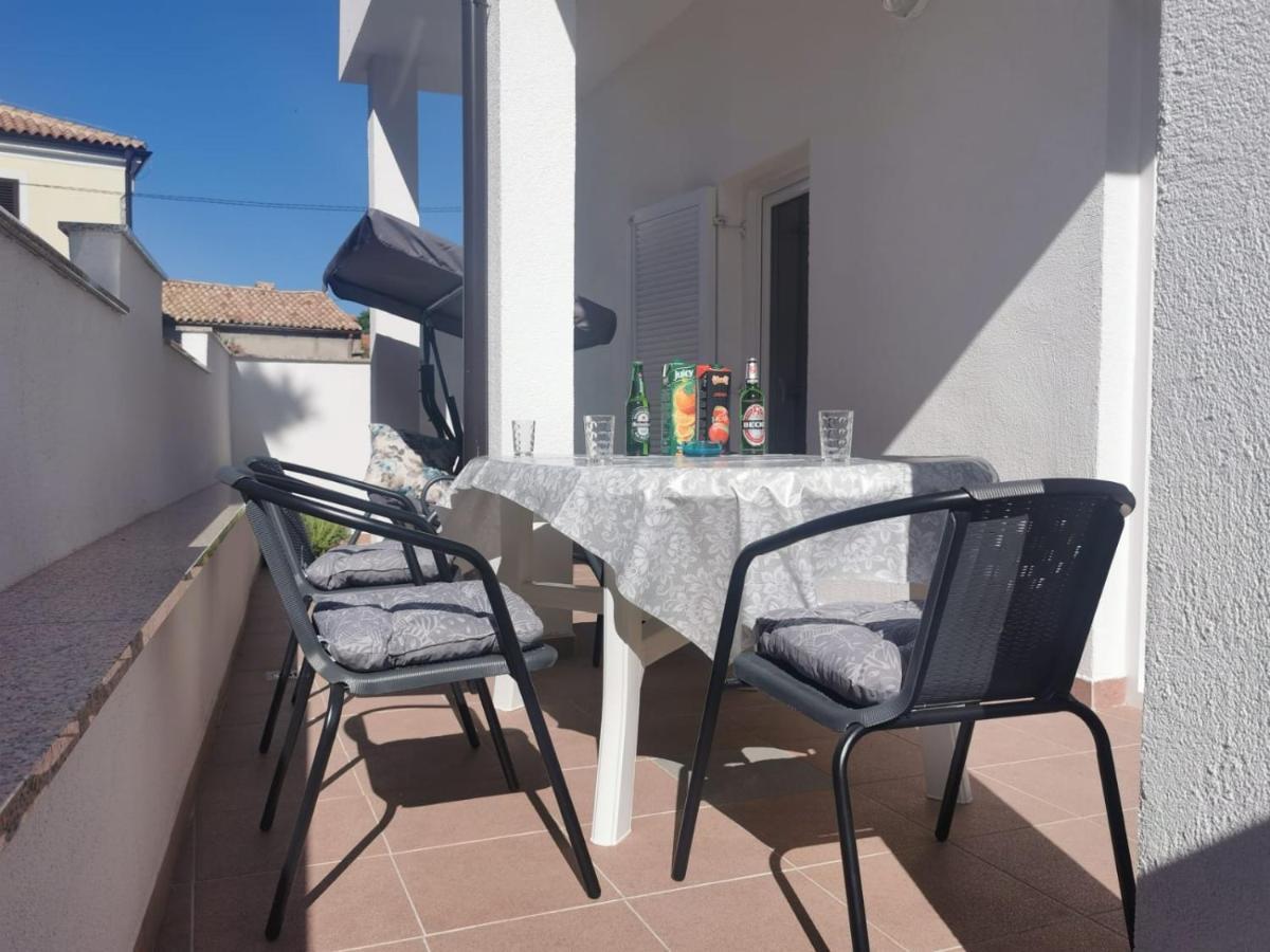 Family Apartman Kornić Kültér fotó